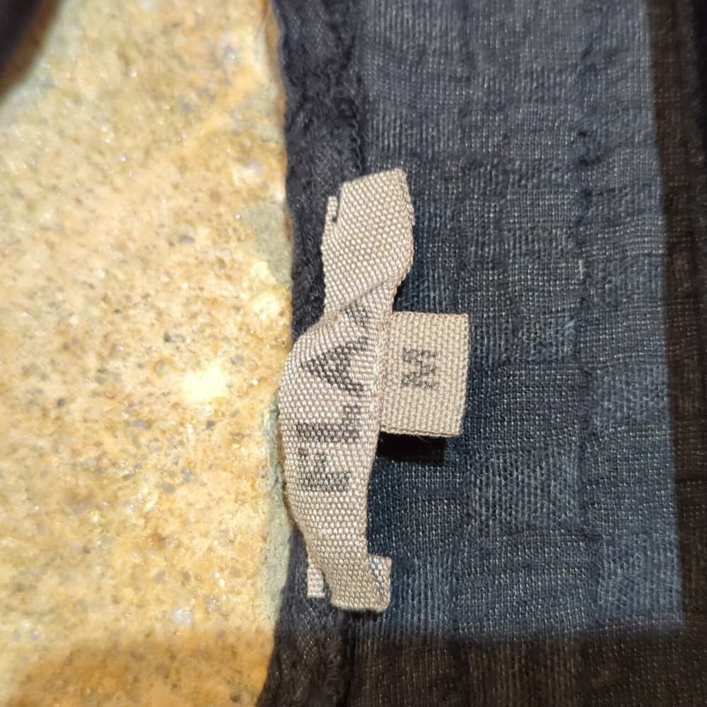 FLAX Textured Linen Black Top - Picture 4 of 11